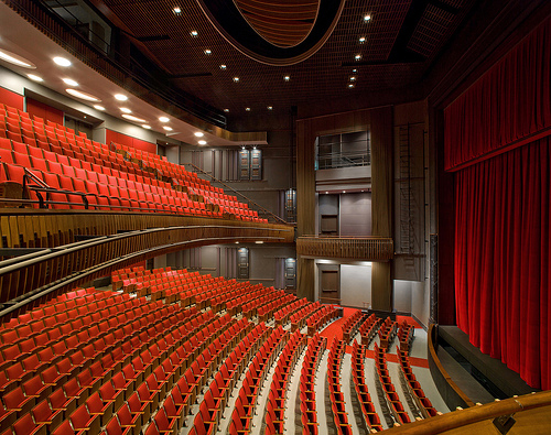 The Stephen Sondheim Theatre was originally named after actor-producer Henry Miller. 